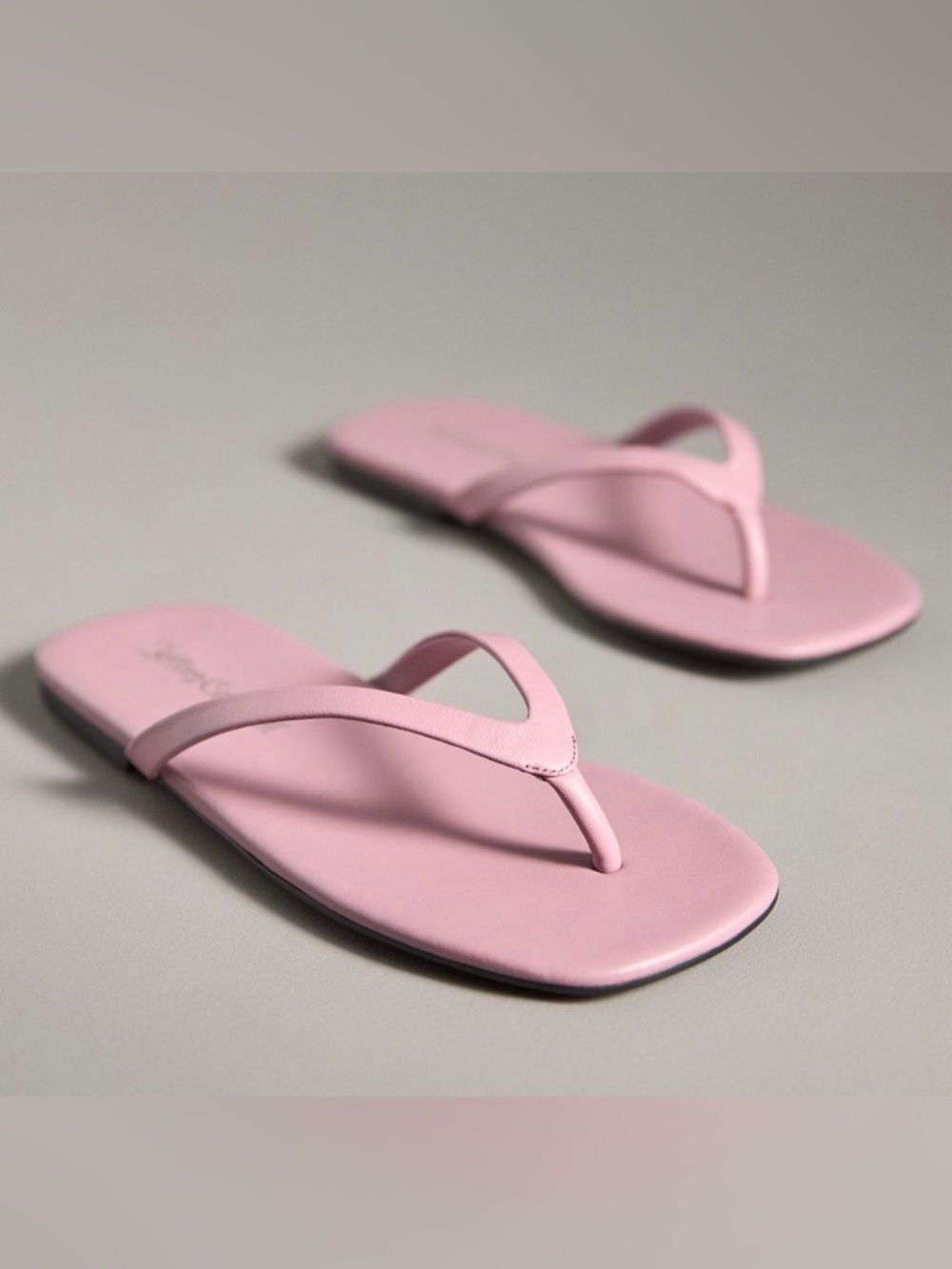 NWT Jeffrey Campbell Kierra Pink Thong Sandals